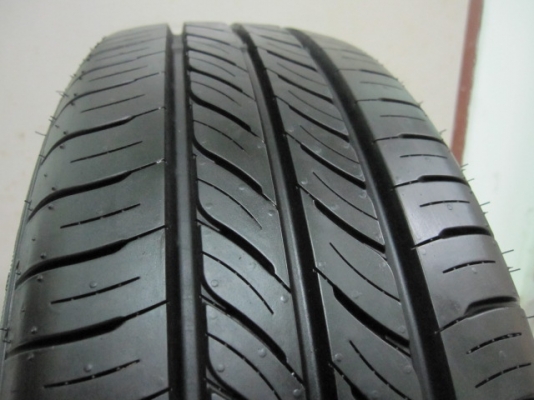 ขายยางติดรถป้ายแดง Dunlop ขอบ 15 ขนาด 185 60R 15 ราคาถูกๆ