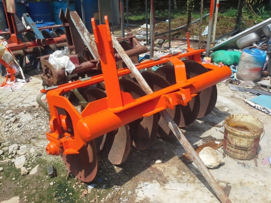 รถไถคูโบต้าขนาด 45 แรงม้า 2 เพลา ราคา 295,000 บาท