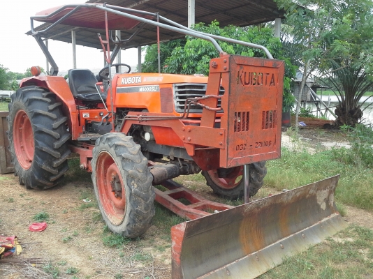 รถไถคูโบต้า รุ่น M5000+ใบดัน+ผาน6 ราคา 480,000 บาท