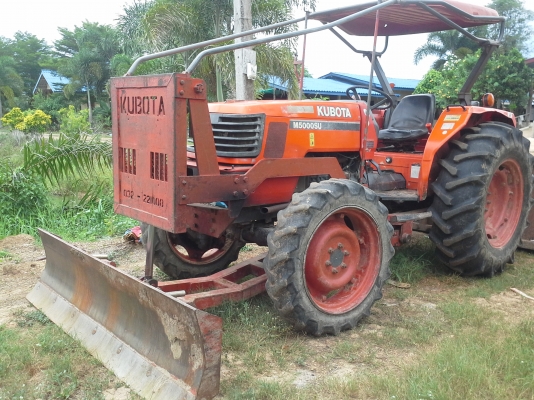 รถไถคูโบต้า รุ่น M5000+ใบดัน+ผาน6 ราคา 480,000 บาท