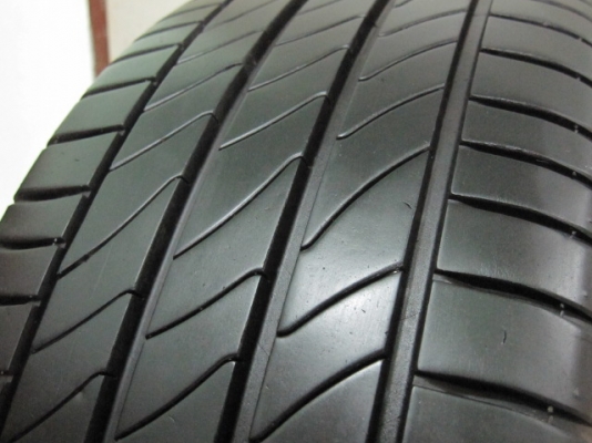 ขายยาง MICHELIN ขอบ 16 ขนาด 205 55R 16 ราคาถูกๆ ใส่รถ Honda Civic