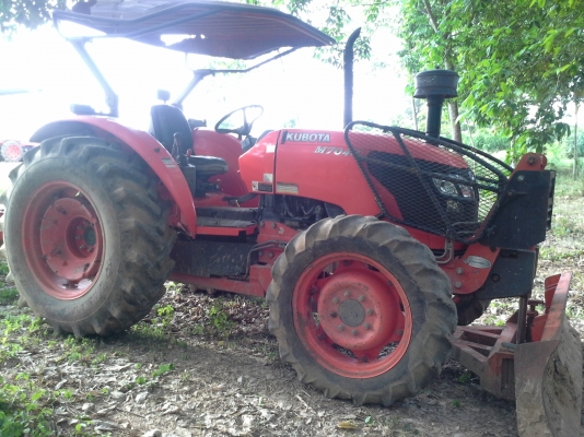 รถคูโบต้า ขนาด 70 แรงม้า ราคา 630,000 บาท รถคูโบต้า ขนาด 70 แรงม้า ราคา 630,000 บาท