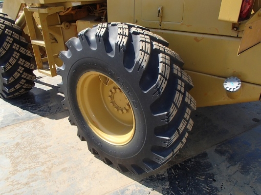 ขาย Komatsu 510 กรองเดี่ยว สวยๆ นำเข้าจากญี่ปุ่น 090-986-2521 อ๊อบ ขาย Komatsu 510 กรองเดี่ยว สวยๆ นำเข้าจากญี่ปุ่น 090-986-2521 อ๊อบ