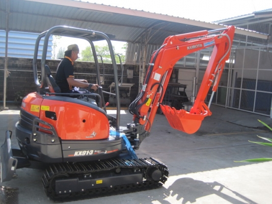 ให้เช่ารถขุด Kobuta KX-91 (รถใหม่)