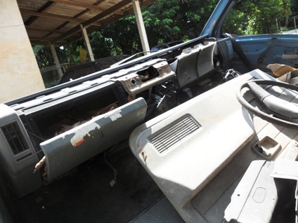 หัวเก๋ง 6 ล้อ (ยกหัวได้) หัวเก๋ง 6 ล้อ (ยกหัวได้)