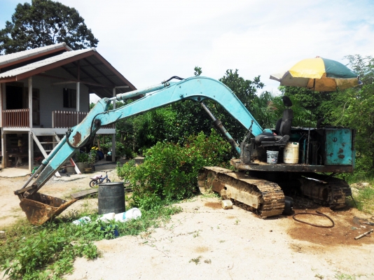 ขาย komatsu PC 60-1 ราคาถึง 30 กันยายน 2558 นี้เท่านั้นนะครับ (ก่อนจะสงโรงเชือด)