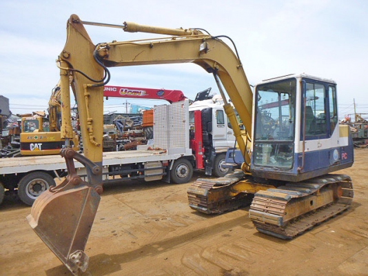 Komatsu PC60-6 ปี 1990 ใบใหญ่ติดก้อนยาง 3 พันกว่าชั่วโมง จากญี่ปุ่น ไม่แพงครับ