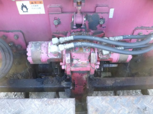 ขายรถปูยาง HANTA F2045W ขายรถปูยาง HANTA F2045W