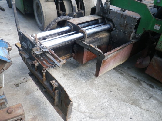 ขายรถปูยาง HANTA F2045C ขายรถปูยาง HANTA F2045C