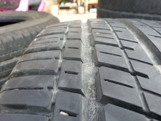 ขายยางขอบ 17 มือสอง 2 ชุดครับ