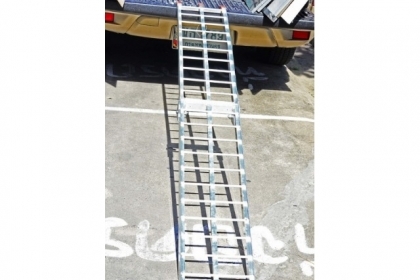 ของ Lot ใหม่จะเข้าแล้ว  บันไดอลูมิเนียม  ขึ้น รถ มอไซ โปรโมชั่นเพียง 2800 บาท ลดจาก 48**  จำนวนจำกัดของเข้าแล้วครับ บันได ขึ้น รถ มอไซ โปรโมชั่นเพียง 3800 บาท ลดจาก 4800  ถูกที่สุด