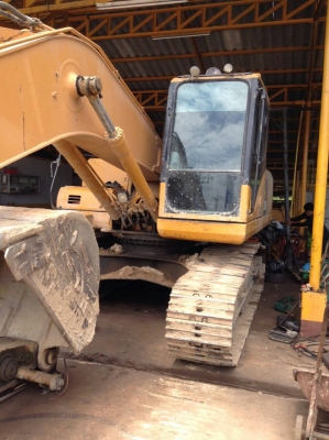 ขายอาหลั่ยรถแบคโฮ KOMATSU PC 200-7 ต้องการชิ้นใหนสั่งใด้ครับ