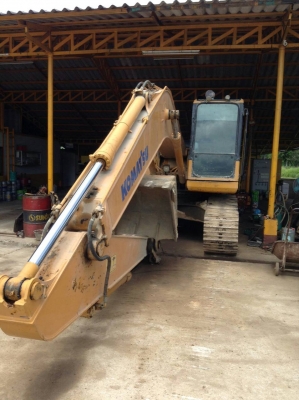 ขายอาหลั่ยรถแบคโฮ KOMATSU PC 200-7 ต้องการชิ้นใหนสั่งใด้ครับ
