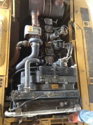 ขายอาหลั่ยรถแบคโฮ KOMATSU PC 200-7 ต้องการชิ้นใหนสั่งใด้ครับ