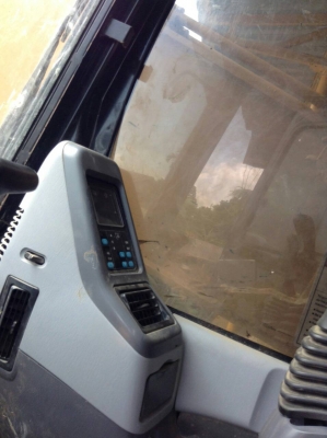 ขายอาหลั่ยรถแบคโฮ KOMATSU PC 200-7 ต้องการชิ้นใหนสั่งใด้ครับ