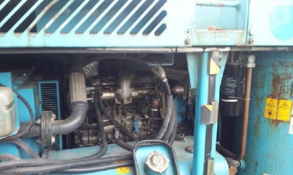 ขายเครื่องปั๊มลมยี่ห้อAIRMAN PDS390sปี2000ยังไม่เคยใช้งานในไทยลม8.5บาร์