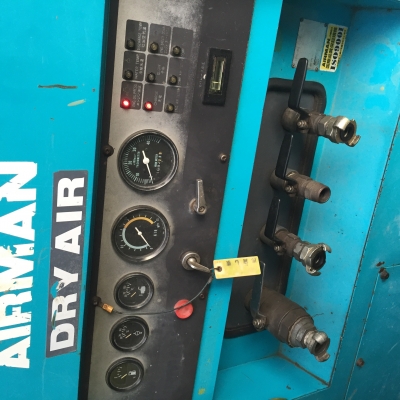 ขายเครื่องปั๊มลมยี่ห้อAIRMAN PDS390sปี2000ยังไม่เคยใช้งานในไทยลม8.5บาร์
