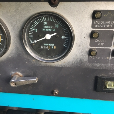 ขายเครื่องปั๊มลมยี่ห้อAIRMAN PDS390sปี2000ยังไม่เคยใช้งานในไทยลม8.5บาร์