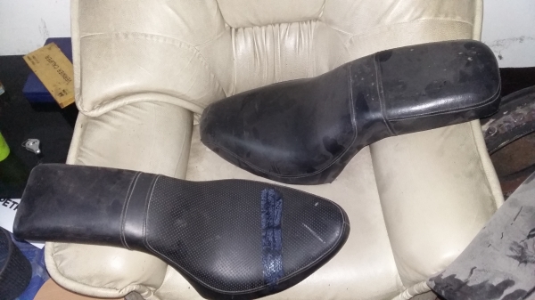 ขายเบาะ steed 2 ใบ ใบละ 500