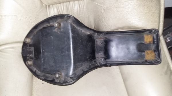 ขายเบาะ steed 2 ใบ ใบละ 500