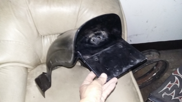 ขายบังโคลนหลัง steed ชิ้นละ 1000 บาท