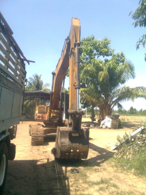 ขายKomatsu PC200-5 เฉพาะแม็คโค 550000