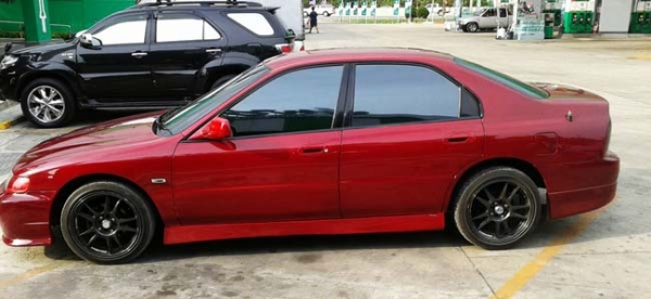 Honda accord ปี 95 เครื่อง F22B Vtec เกียร์ออโต้ แต่งสวย สีสวย