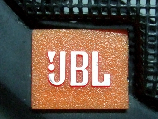 ขออนุญาตตั้งกระทู้ขายฝาลำโพง JBL 6x9 ครับ ขออนุญาตตั้งกระทู้ขายฝาลำโพง JBL 6x9 ครับ