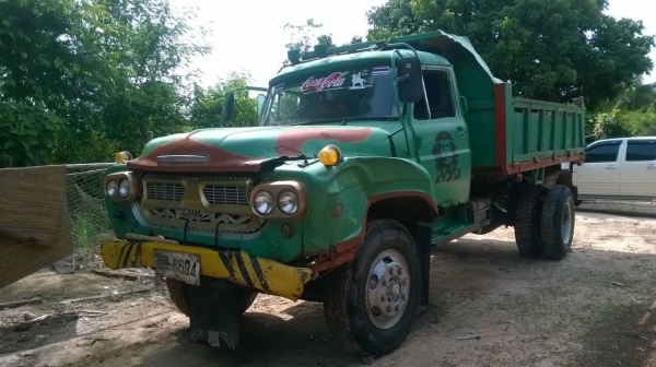 ขาย 6 ล้อดั้มหัวยาว เครื่อง EH700 168 แรงม้า เกียร์ HO เฟืองท้ายใหญ่ UD พวงมาลัยพาวเวอร์ ทะเบียนพร้อมโอน ราคาต่อรองได้ครับ