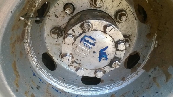 ขาย 6 ล้อดั้มหัวยาว เครื่อง EH700 168 แรงม้า เกียร์ HO เฟืองท้ายใหญ่ UD พวงมาลัยพาวเวอร์ ทะเบียนพร้อมโอน ราคาต่อรองได้ครับ