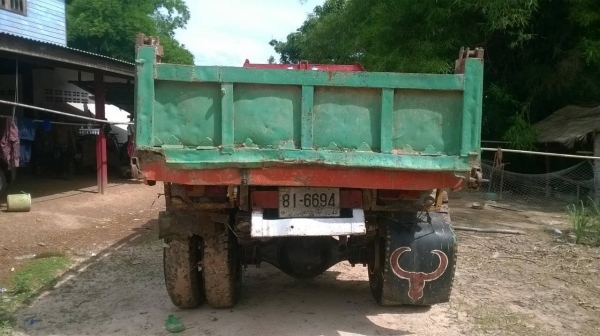 ขาย 6 ล้อดั้มหัวยาว เครื่อง EH700 168 แรงม้า เกียร์ HO เฟืองท้ายใหญ่ UD พวงมาลัยพาวเวอร์ ทะเบียนพร้อมโอน ราคาต่อรองได้ครับ