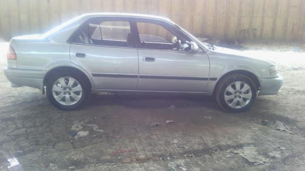 โตโยต้า ปี97 เครืองหัวฉีด สีรถบางสวย 39000