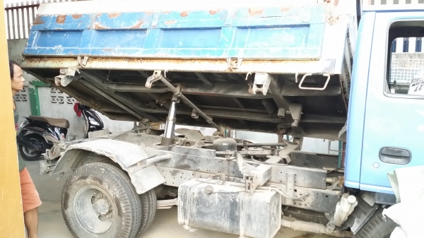 ขายรถดั็ม6ล้อNKRแจ้ง6ล้อลงในเล่มแล้วไม่ติดเวลาป้ายเล็ก4300cc130แรงดีเซลยกตั็มได้3ด้าน ขายรถดั็ม6ล้อNKRแจ้ง6ล้อลงในเล่มแล้วไม่ติดเวลาป้ายเล็ก4300cc130แรงดีเซลยกตั็มได้3ด้าน