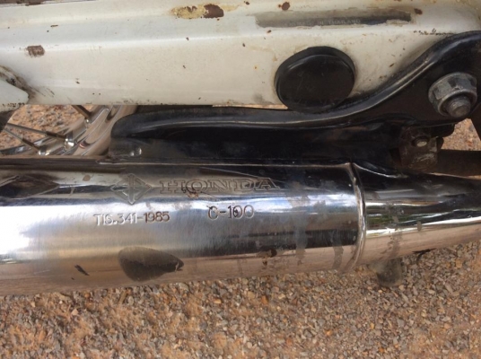 ดรีมคุรุสภาขาวๆอวบๆสภาพพร้อมวิ่งทริปทะเบียนโอนเดิมๆถูกๆ13500บาท