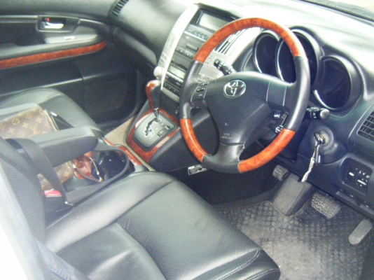 toyota harrier rx300 airs รุ่นท็อปหลังคาแก้ว ชุดแต่ง สีขาวมุก