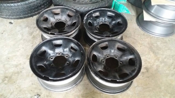 กะทะขอบ15 6รชุดละ4000