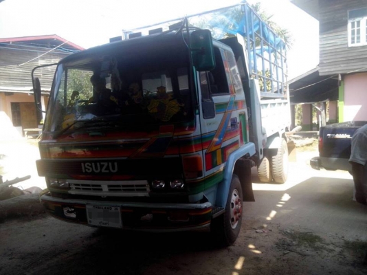 **585,000 บ.ต่อรอง/// 6ล้อดั้มดิน ISUZU ROCKY-175 **ขายROCKY FRR-175 6ล้อดั้มดิน5คิว สวยๆ ISUZU ROCKY FRR-175 FRR12DA 6BG1-175แรงฝาดำ เครื่อง เกียร์ แน่น แห้ง แรงดี ประหยัด ทน ไม่จุกจิก เกียร์ดี ไม่หลุดไม่หอน ช่วงล่างใหญ่ คานหน้าF เฟืองท้าย ใหญ่ของ6ล้อหัว **585,000 บ.ต่อรอง/// 6ล้อดั้มดิน ISUZU ROCKY-175 **ขายROCKY FRR-175 6ล้อดั้มดิน5คิว สวยๆ ISUZU ROCKY FRR-175 FRR12DA 6BG1-175แรงฝาดำ เครื่อง เกียร์ แน่น แห้ง แรงดี ประหยัด ทน ไม่จุกจิก เกียร์ดี ไม่หลุดไม่หอน ช่วงล่างใหญ่ คานหน้าF เฟืองท้าย ใหญ่ของ6ล้อหัว