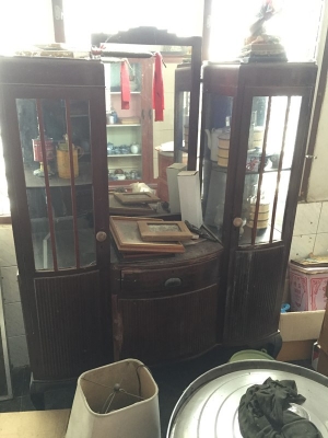 ตู้สองเกลอ