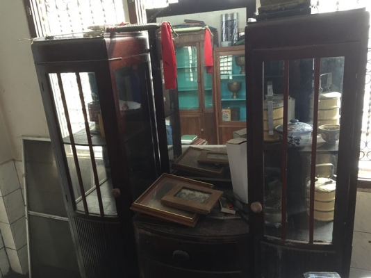 ตู้สองเกลอ ตู้สองเกลอ