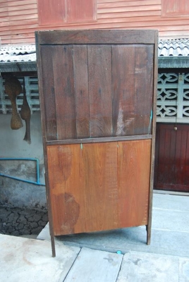 ตู้ห้าเหลี่ยมไม้สัก