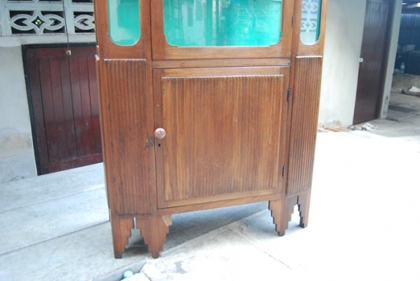 ตู้ห้าเหลี่ยมไม้สัก