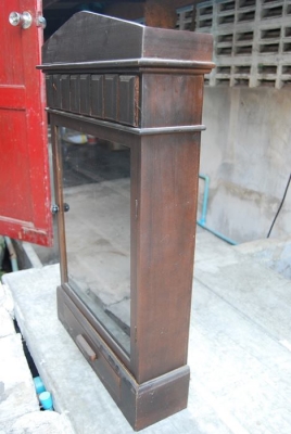 ตู้โชว์แขวนผนังไม้สัก ตู้โชว์แขวนผนังไม้สัก