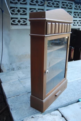 ตู้โชว์แขวนผนังไม้สัก ตู้โชว์แขวนผนังไม้สัก