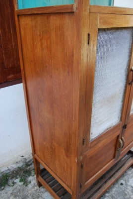 ตู้กับข้าวไม้สัก