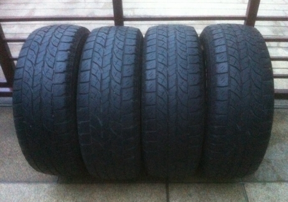 ยาง Yokohama 265 70 16 ปี10 ดอกดี ยังใช้ได้อีกนาน