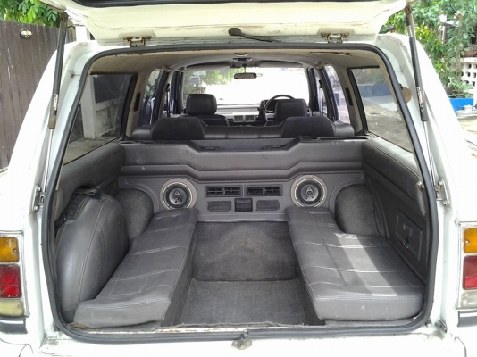 isuzu TFR ไทยรุ่งยูเนี่ยน ดีเซล สภาพเดิม isuzu TFR ไทยรุ่งยูเนี่ยน ดีเซล สภาพเดิม