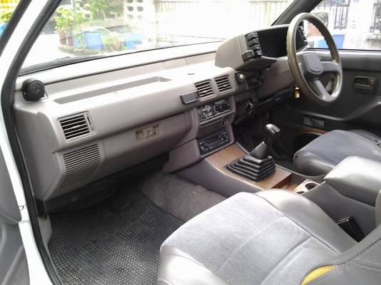 isuzu TFR ไทยรุ่งยูเนี่ยน ดีเซล สภาพเดิม isuzu TFR ไทยรุ่งยูเนี่ยน ดีเซล สภาพเดิม