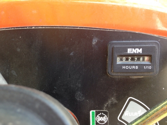 ขายรถไถคูโบต้า 14 แรง 276 ชั่่วโมง พร้อมอุปกรณ์ ใบดัน ล้อเหล็กกันจม คราด หาง 3 ตราช้างี