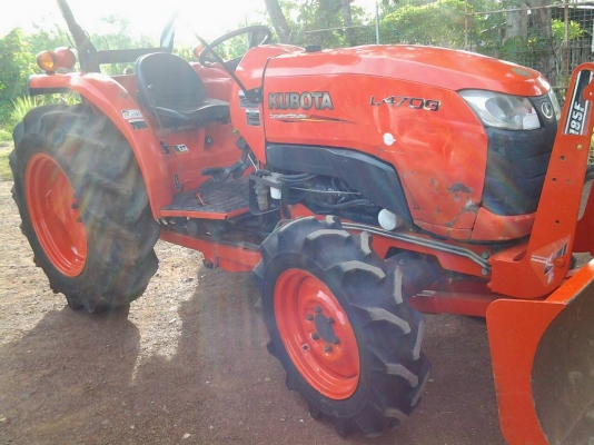 ขายรถไถคูโบต้า L4708 สภาพสวยพร้อมใช้งานทันที อุปกรณ์มีดันหน้า โรตารี่ เอกสารพร้อมโอน ต่อรองราคาได้นิดหน่อย