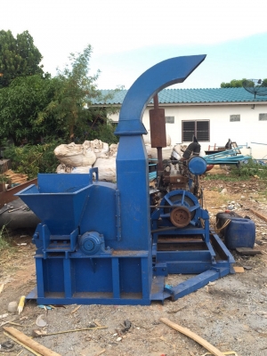 เครื่องสับไม้ 165 แรงม้า